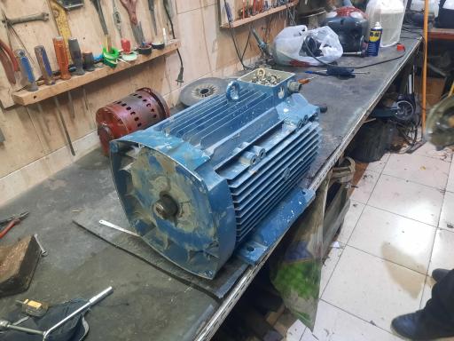 عکس خدمات فنی و سیم پیچی الکترو صنعت