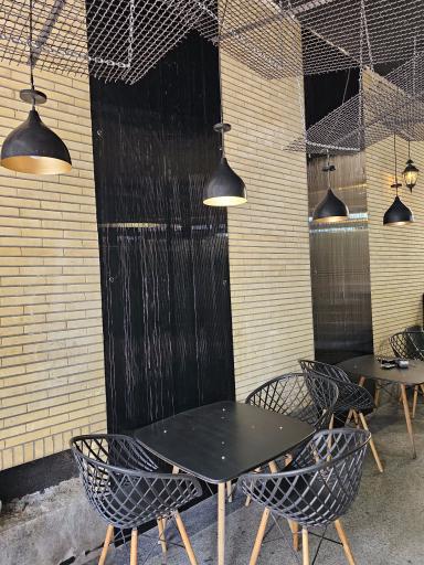 عکس کافه صبحانه  و رستوران بیزینس