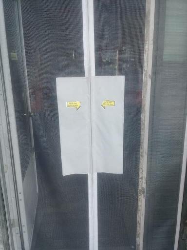 عکس تولیدی پرده آهنربایی نوین پلاست