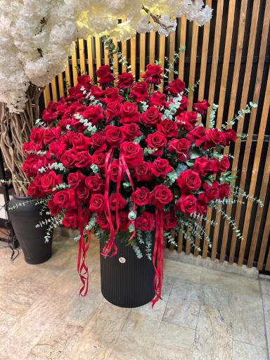 عکس گل فروشی لی لی چالوس