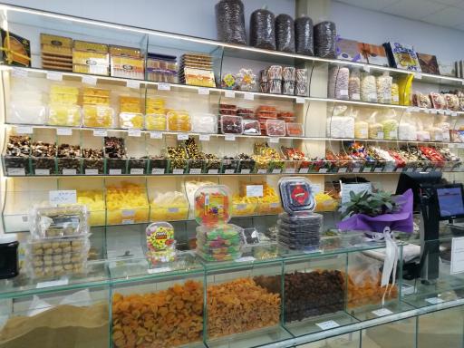 عکس برنج و خشکبار نوبخت