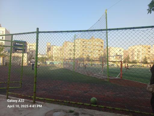 عکس زمین چمن مصنوعی مهرگان