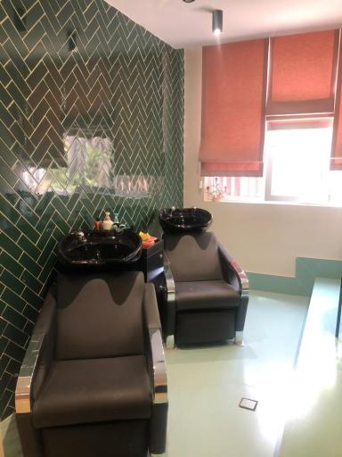عکس سالن زیبایی ژوان