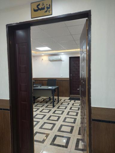 دکتر گوهر حق پناه (جراح و متخصص کلیه و مجاری ادراری)