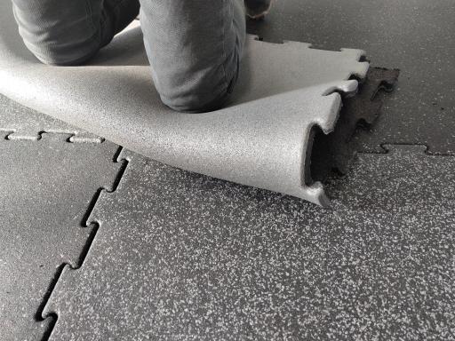 عکس کارخانه کفپوش شهر (انبار مرکزی)