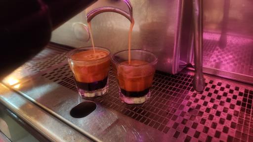 عکس کافه ۱۸