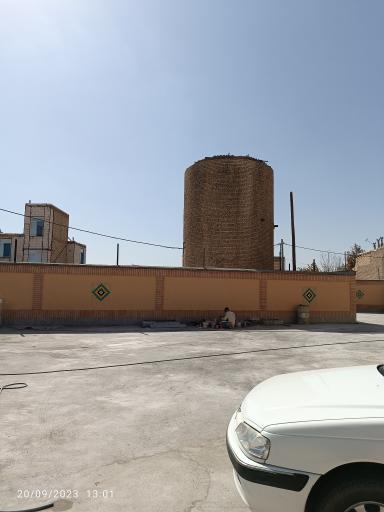 عکس دبیرستان دخترانه فاطمه السّادات حسینی دوره اول و دوم