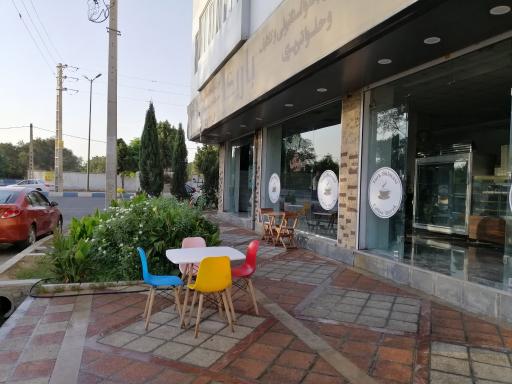 عکس کافه باقلوا استانبولی بوراک