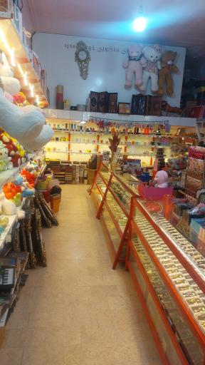 عکس کادویی منصوری