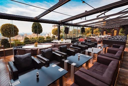 عکس روف گاردن رستوران روبل