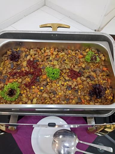 باغ عمارت ژاکلین