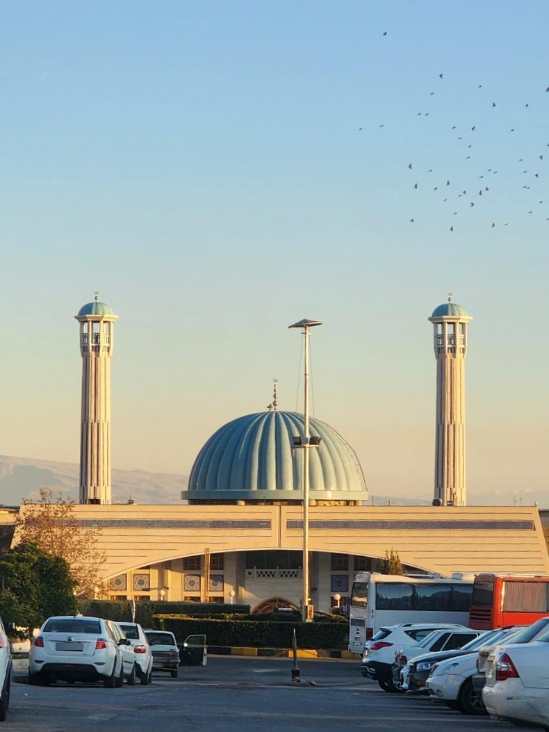 عکس مسجد دانشگاه شیراز