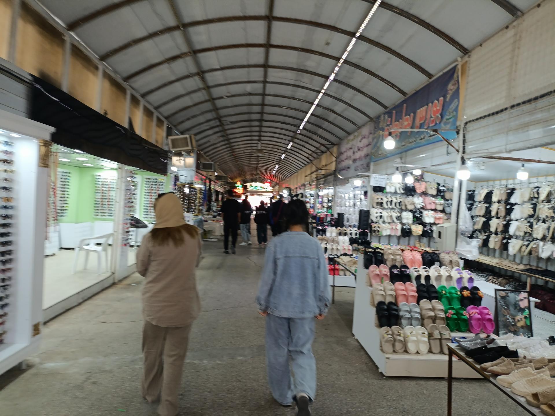 عکس بازار صنایع دستی علیصدر