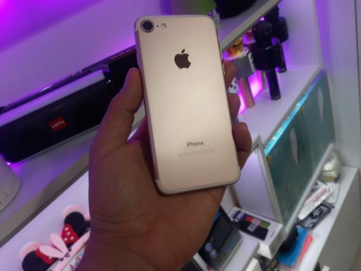 عکس نمایندگی ایرانسل و تعمیرات پرناک موبایل