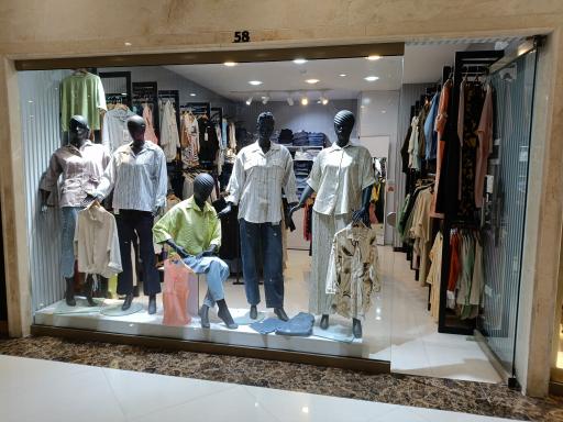 عکس پوشاک زنانه دلارام