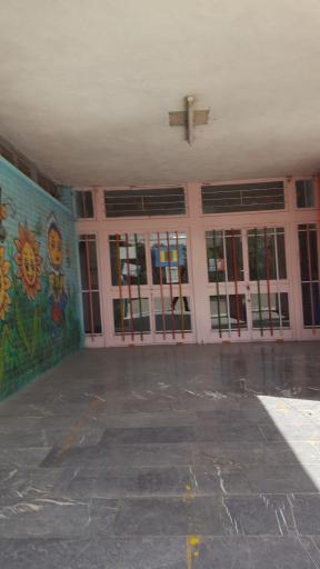 عکس دبستان دخترانه متقین  