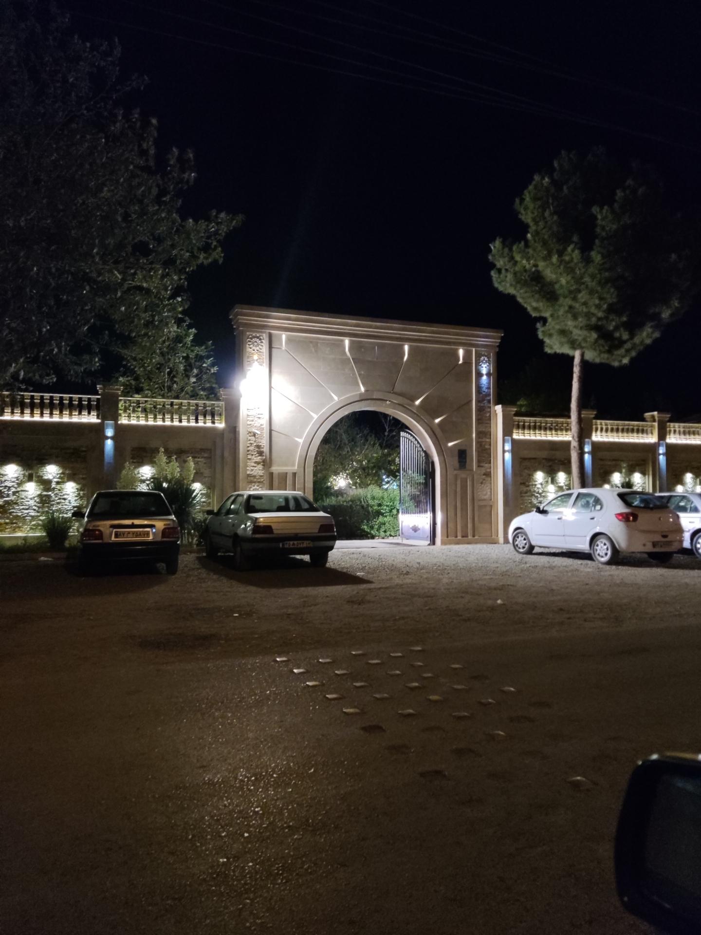 عکس باغ تالار گلوریا