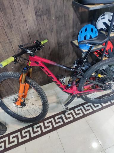 عکس فروشگاه دوچرخه زنجانیان 