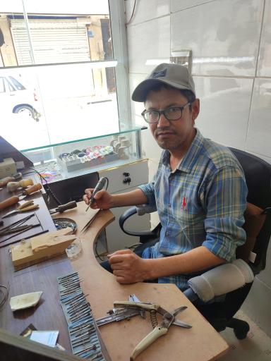 عکس ساخت و تعمیرات نقره