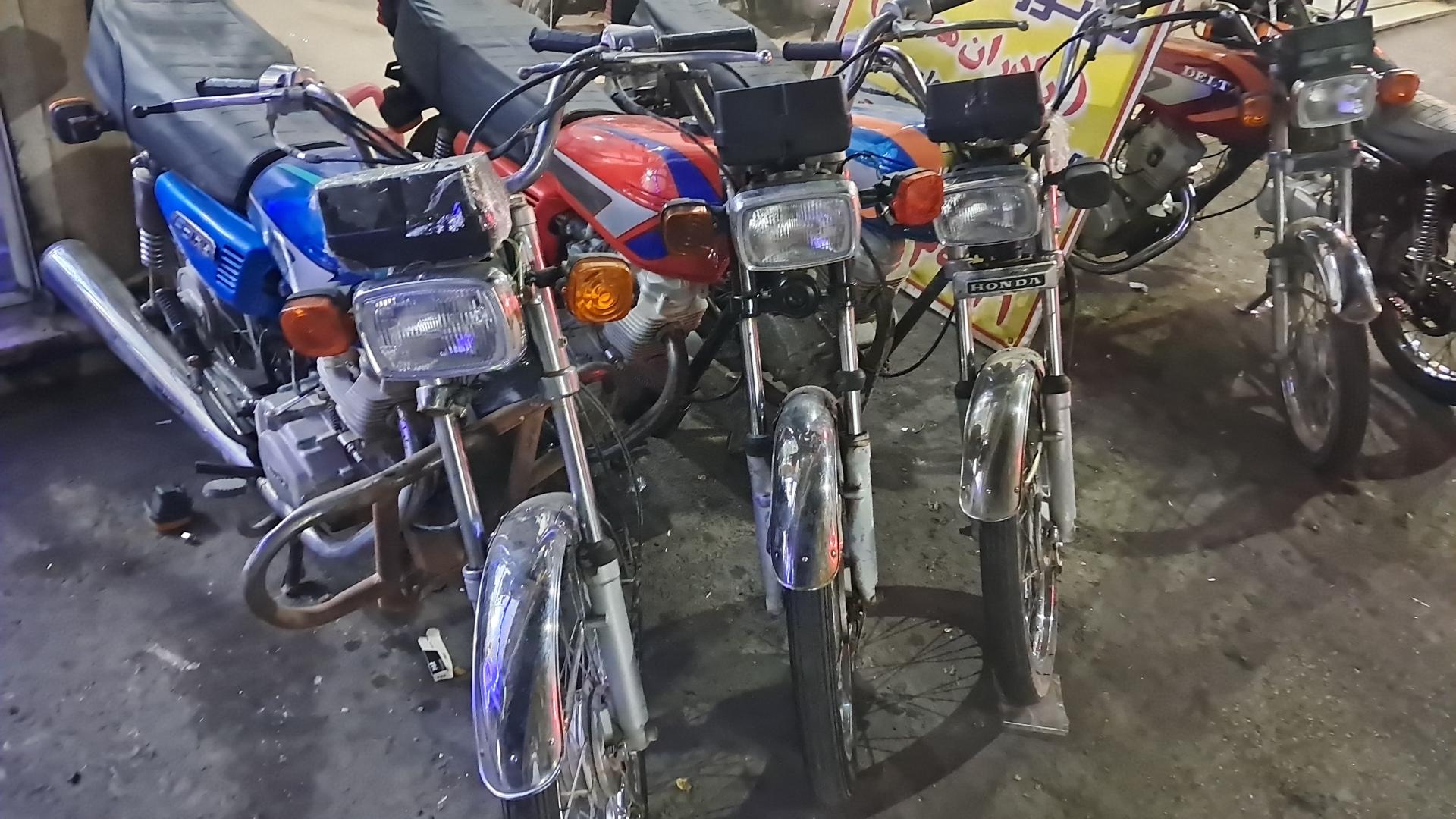 عکس شعبه مرکزی موتور مزایده مصدق