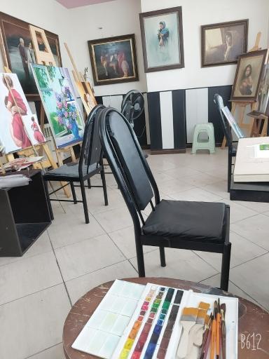 عکس آموزشگاه طراحی و نقاشی زنبق