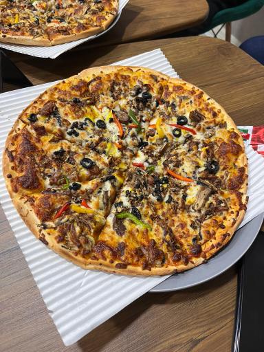 عکس کافه رستوران لوکا