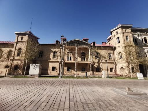 عکس عمارت قزاقخانه