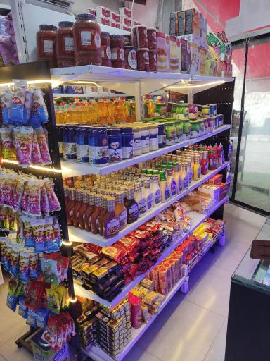 عکس سوپر مارکت رایکا