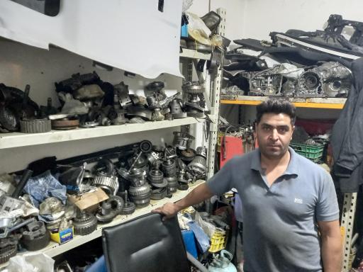 عکس تعمیرگاه گیربکس اتوماتیک آریا درایو