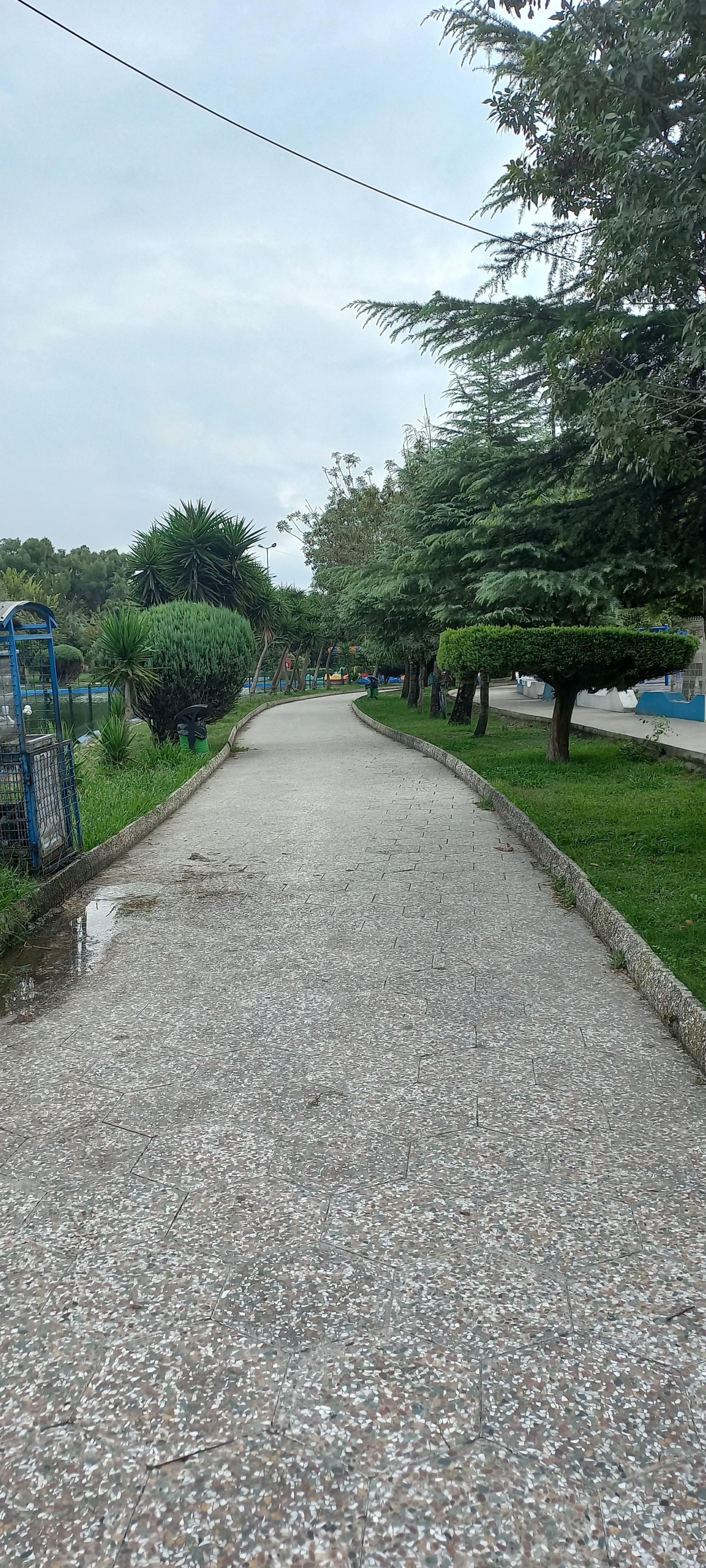 عکس گلستان نوشیروانی