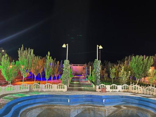 عکس کافه باغ شاین