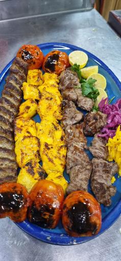 رستوران آبشار 