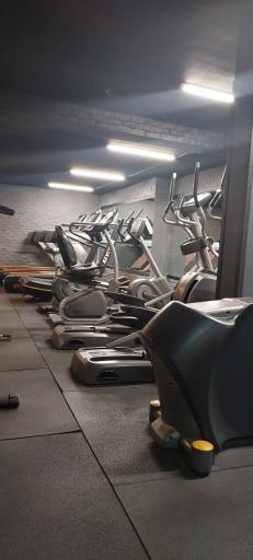 عکس باشگاه ورزشی باربد