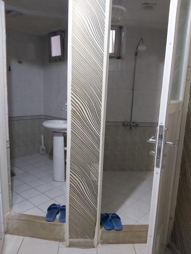 عکس هتل آپارتمان معین