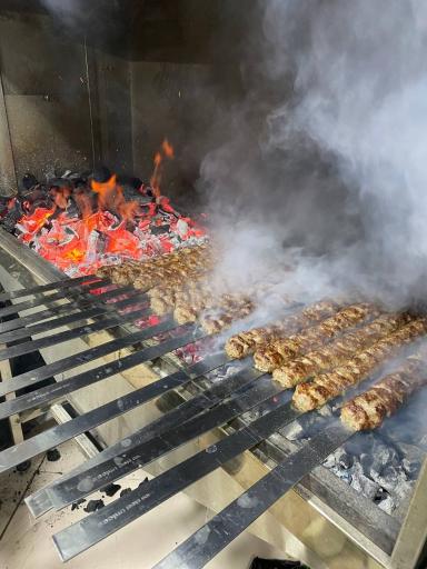 عکس رستوران پدیده شمس