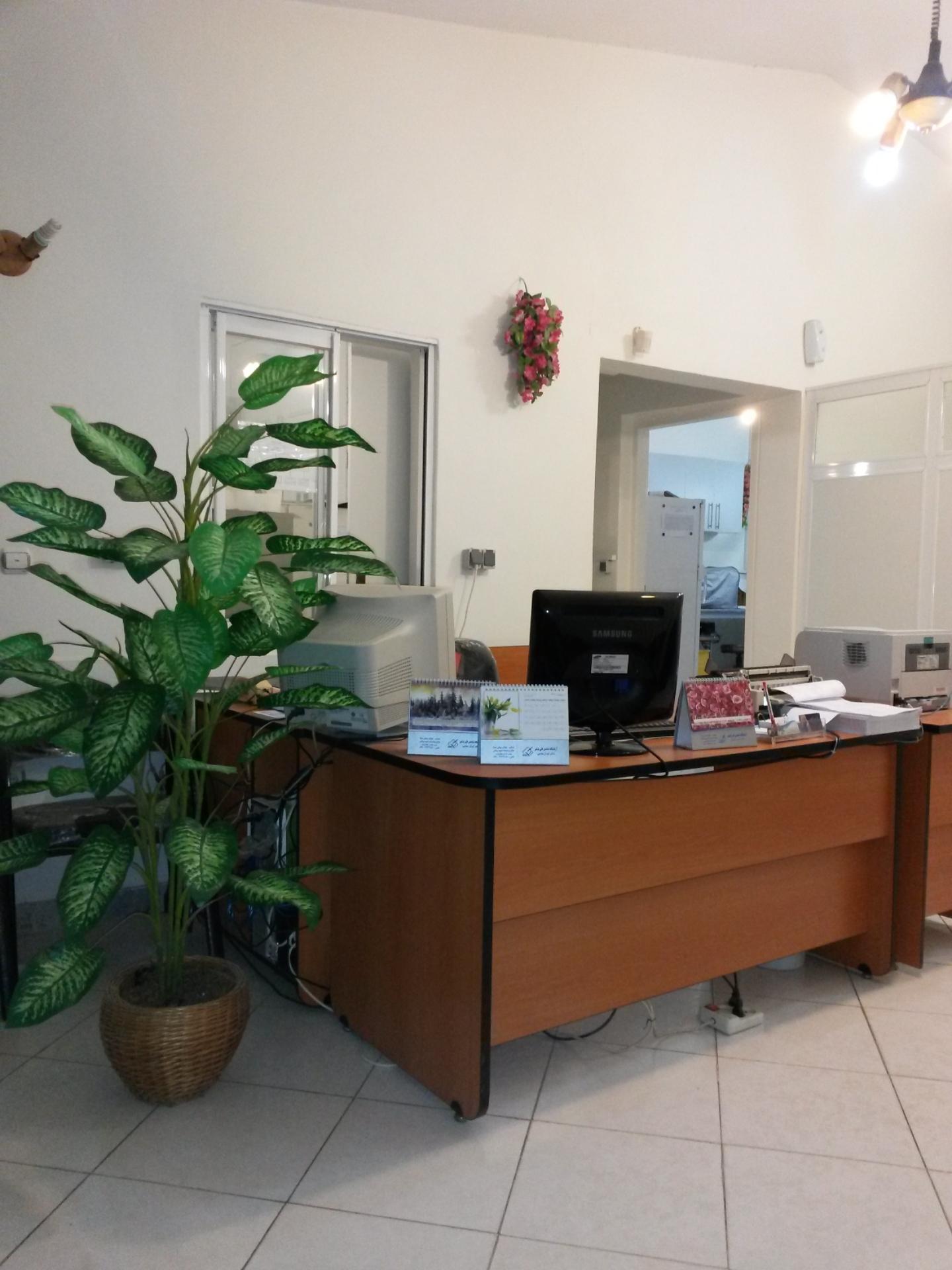 عکس آزمایشگاه نوشهر دکتر عباسی