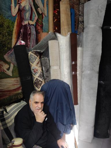 عکس فرش و موکت گل محمدی