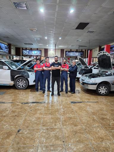 عکس کلنیک خودرو فن برتر مهندس میثم عسسی