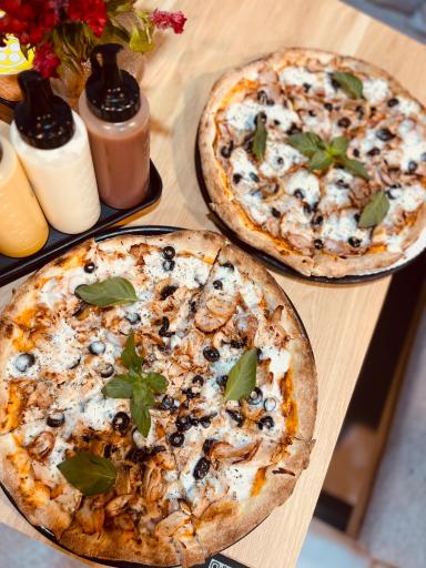 عکس کافه پیتز