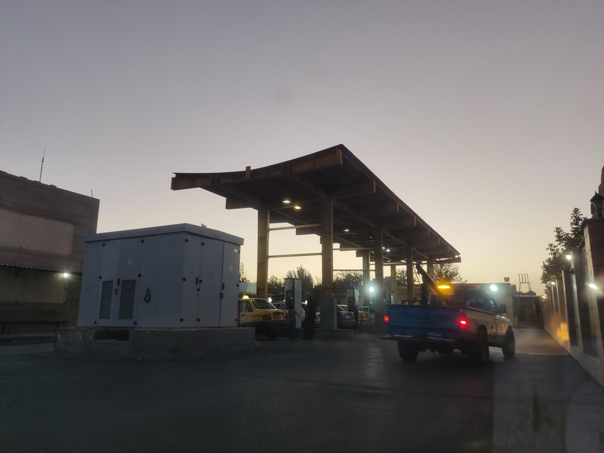 عکس پمپ گاز CNG شاهرخی