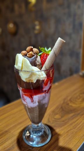 عکس کافه کارن (سلطانیه)