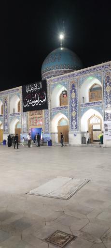 عکس زائر سرای امام زاده شعیب 