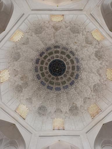 عکس مقبره خواجه تاج الدین