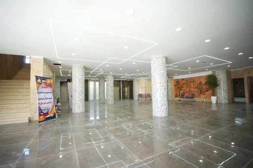 عکس دبیرستان پسرانه ایران فردا