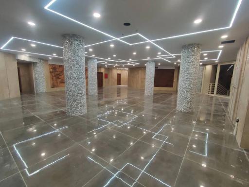 عکس دبیرستان پسرانه ایران فردا
