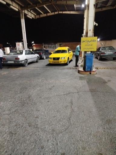 عکس پمپ گاز CNG بهسان سوخت سبز
