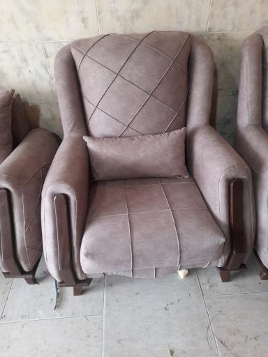 عکس تعمیرات تخصصی مبل کلاسیک چالوس بهادری 