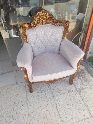 عکس تعمیرات تخصصی مبل کلاسیک چالوس بهادری 