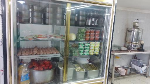 عکس چلو کبابی حاج علی