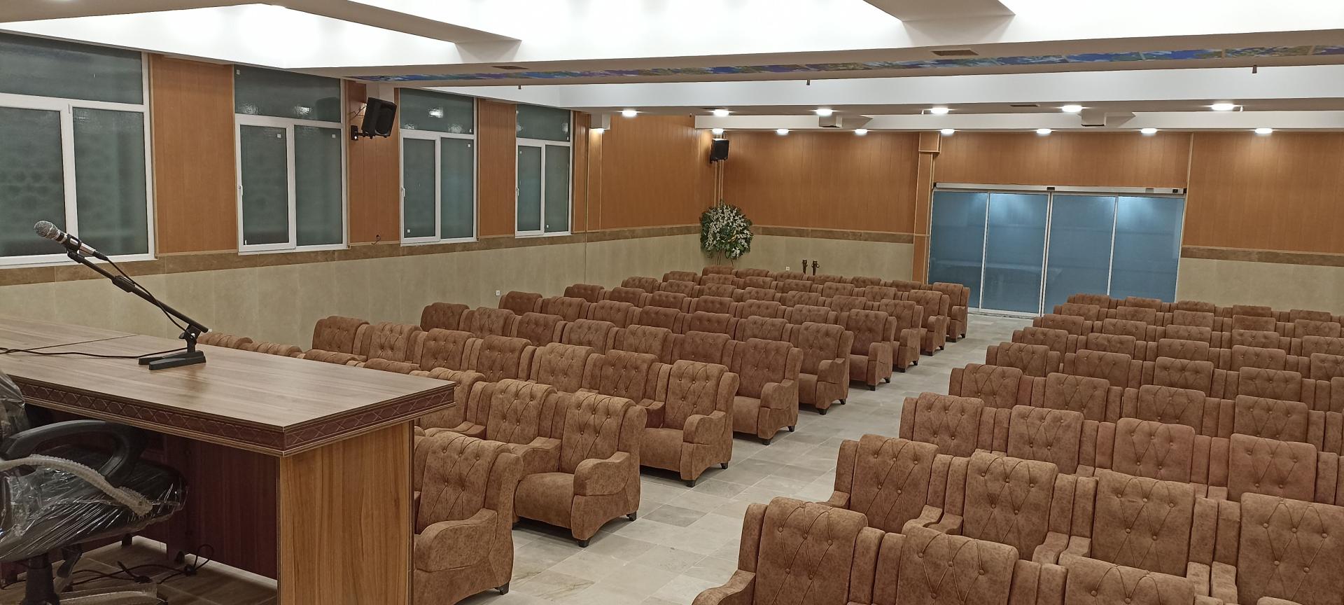 عکس سالن اجتماعات مسجد جامع خاتم الانبیاء
